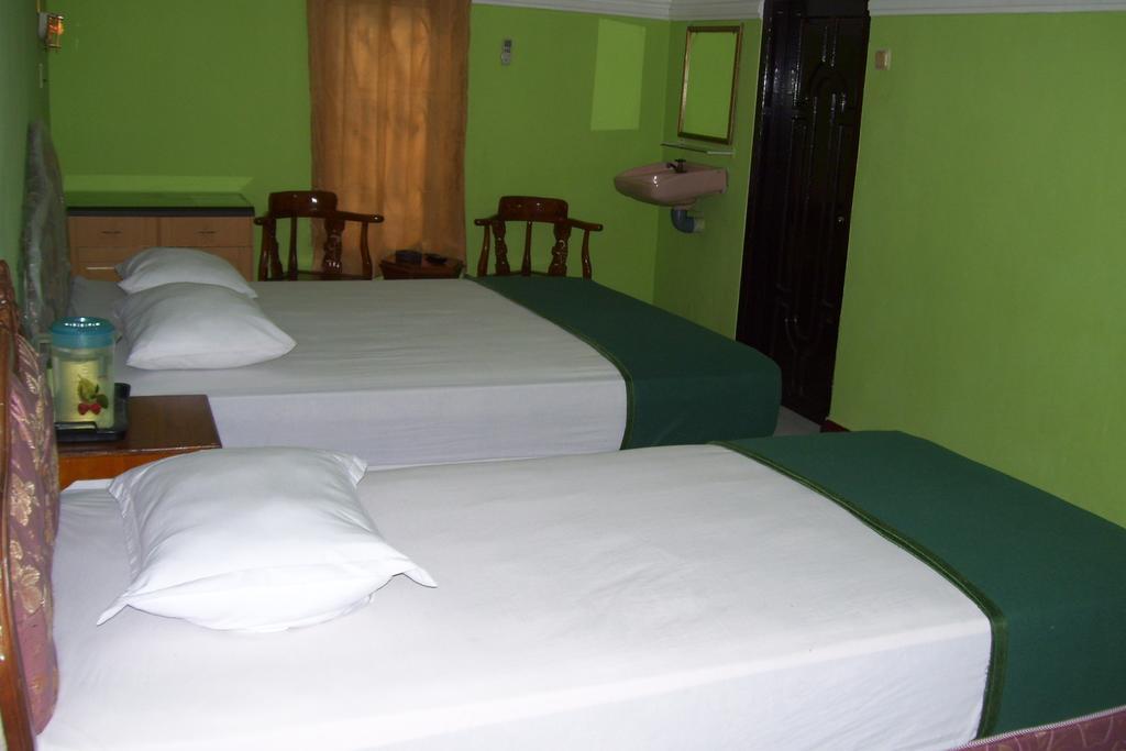 Hotel Bahagia Pangkalanbuun Zewnętrze zdjęcie